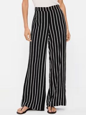 Old Navy Playa Wide-Leg Pants in Black & White Vertical Stripes